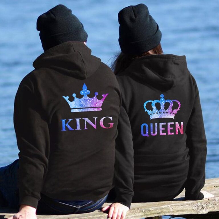 Sweats noirs à imprimé royal pour couple avec motif "KING" et "QUEEN"
